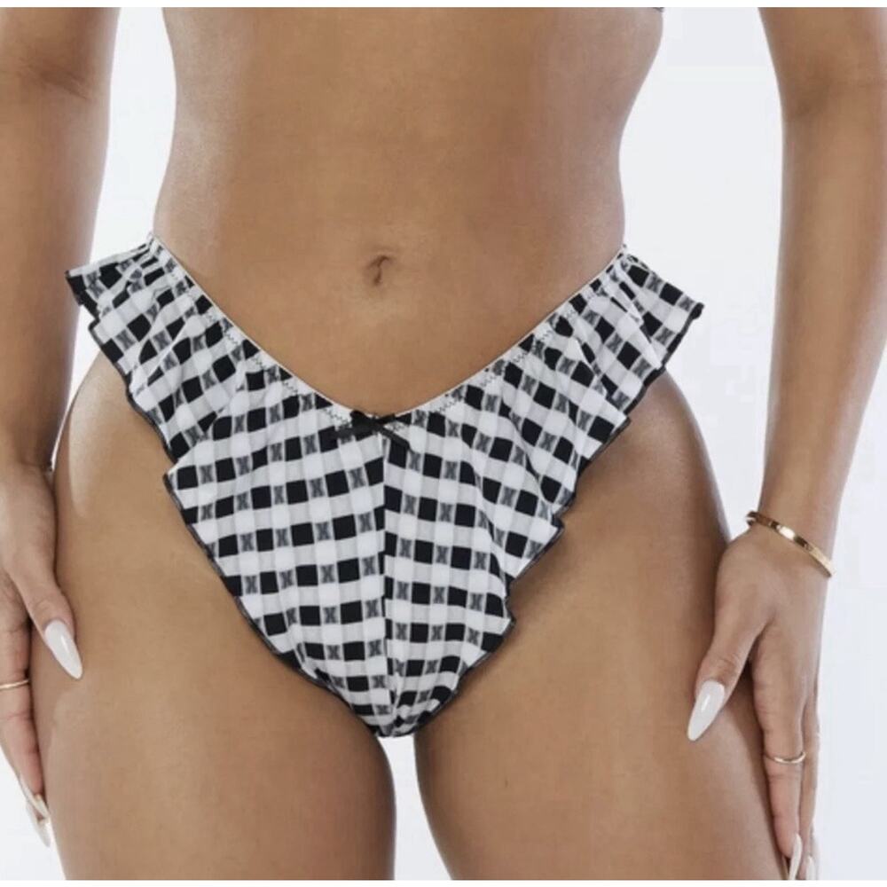 Savage X Fenty Gingham Ruffle Panty Size Medium NWT Black White Rihanna - Picture 15 of 15